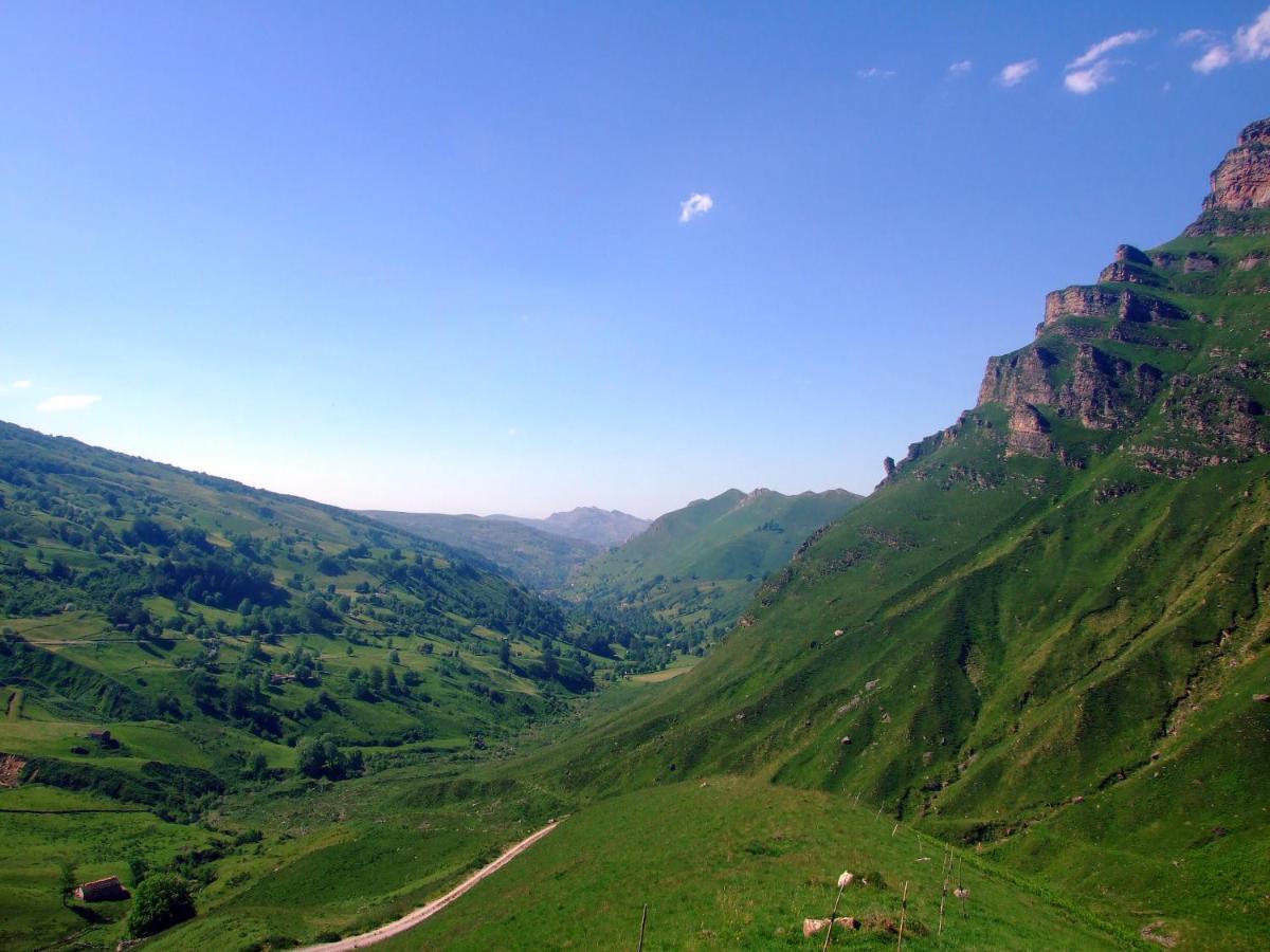 Las Hayucas San Roque de Ríomiera Exterior foto